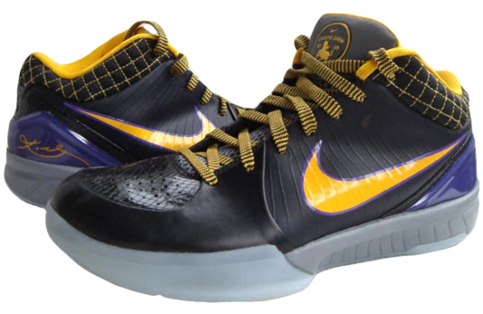 Kobe Bryant Shoes Pictures: Nike Zoom Kobe IV (4) - 2008-09 NBA Season ...